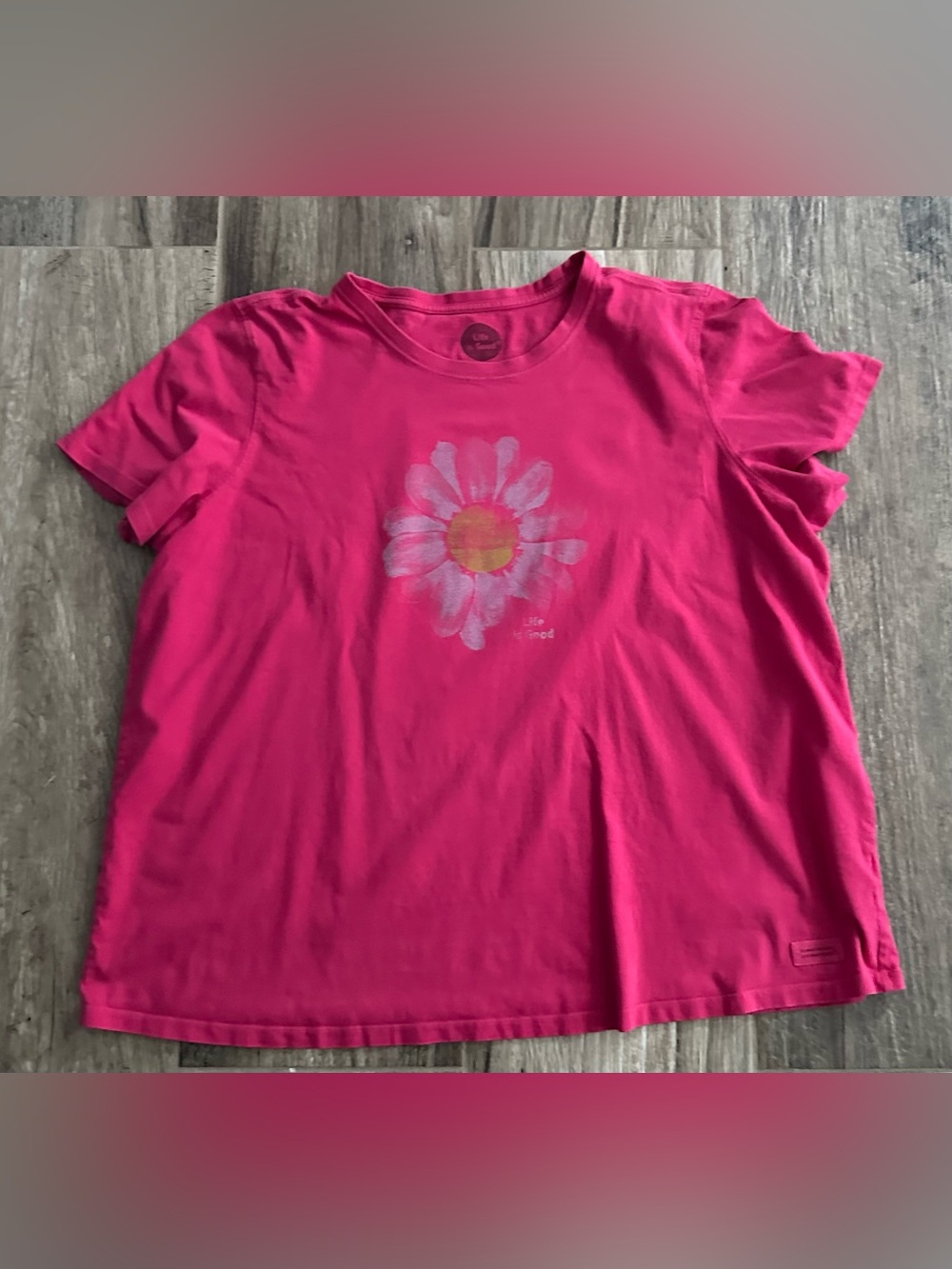 Life Is Good Bright Pink Daisy Short Sleeve Tee